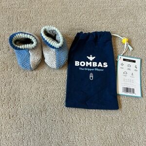 Bombas baby gripper slippers size 6-12 months